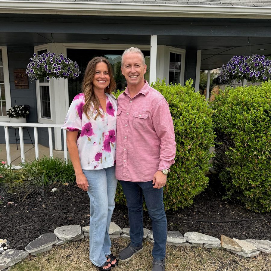 Mark & Victoria Bowling — a missionary supported by Faith Outreach Church